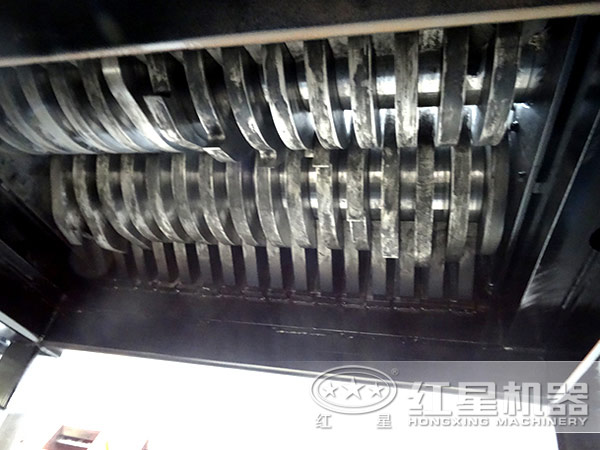 ����ϸ�µ��ʽ�����