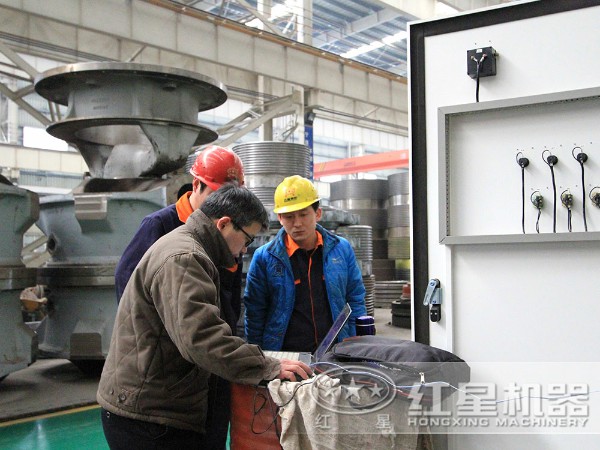 300目以上磨粉设备匠心做工,生产现场 300目以上磨粉设备匠心做工,生产现场