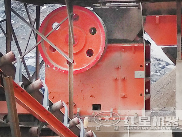 河卵石破碎生产线现场图片1 河卵石破碎生产线现场图片1