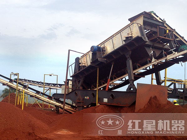 移动筛石机 移动筛石机