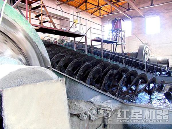 银矿螺旋分级机作业现场 银矿螺旋分级机作业现场