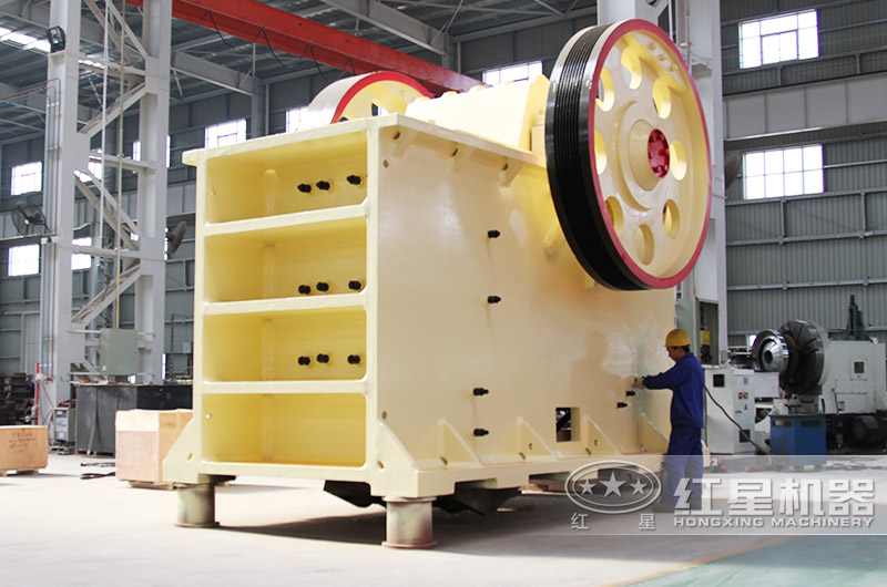 大型鄂式破碎机