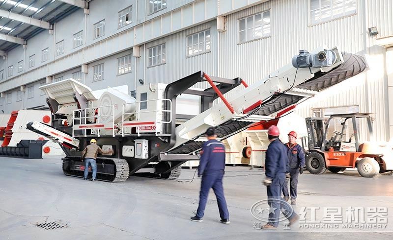 履带破碎机_液压自行驱动厂家,客户来厂咨询 履带破碎机_液压自行驱动厂家,客户来厂咨询