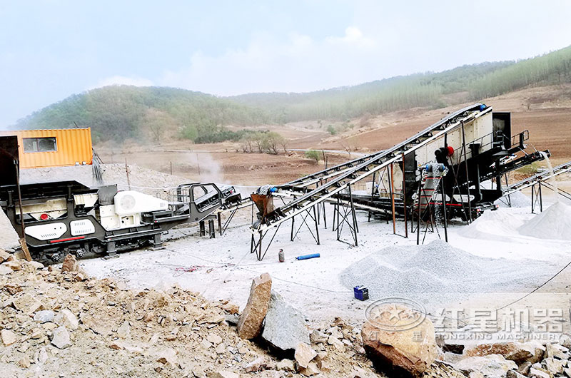 环保型移动破碎生产线现场 环保型移动破碎生产线现场