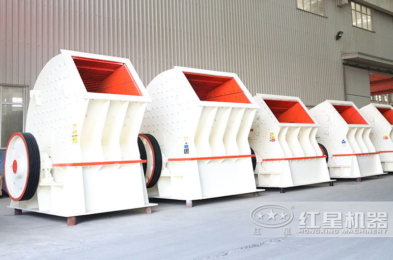 锤式破碎机,时产可达3200吨 锤式破碎机,时产可达3200吨