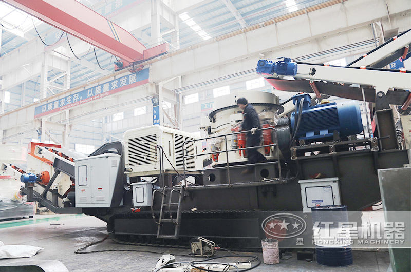 大型环保履带移动圆锥中细碎+筛分一体机矿山粉碎机