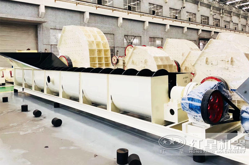 螺旋式洗砂机机身长8-11米,可与机载车身衔接合理