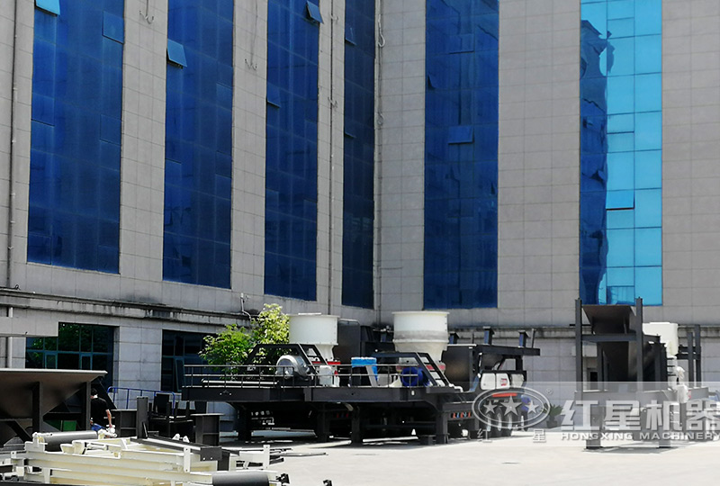 轮胎移动圆锥细碎机 轮胎移动圆锥细碎机