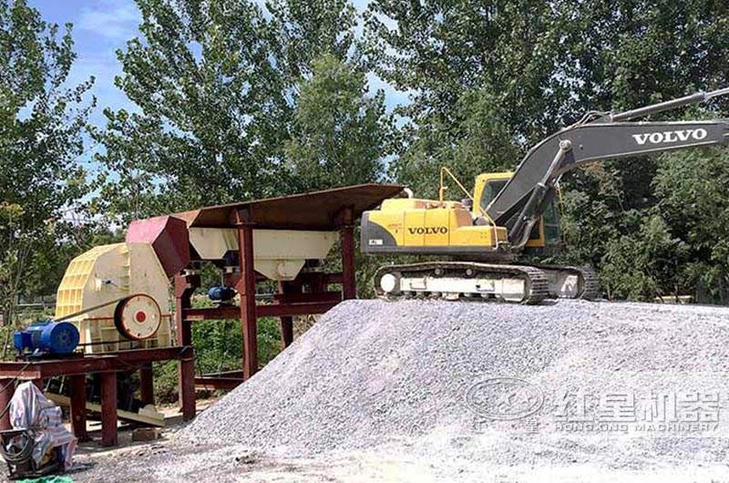 重锤式破碎机作业现场 重锤式破碎机作业现场