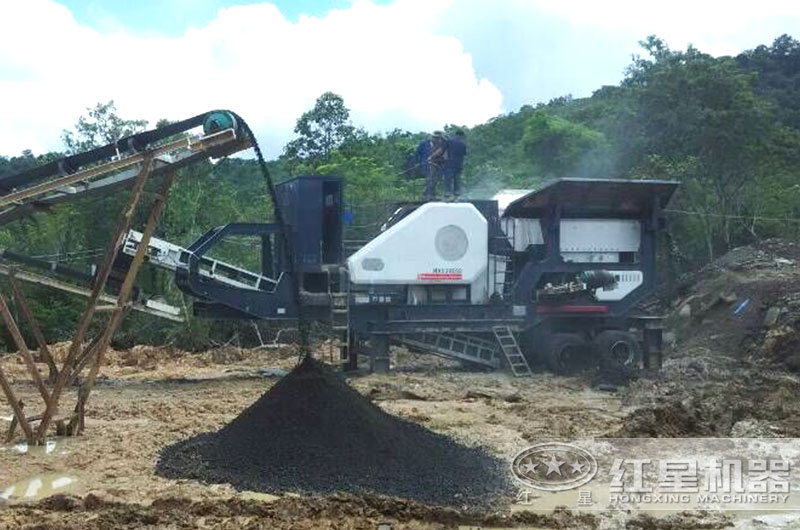 移动式煤炭破碎机图片 移动式煤炭破碎机图片