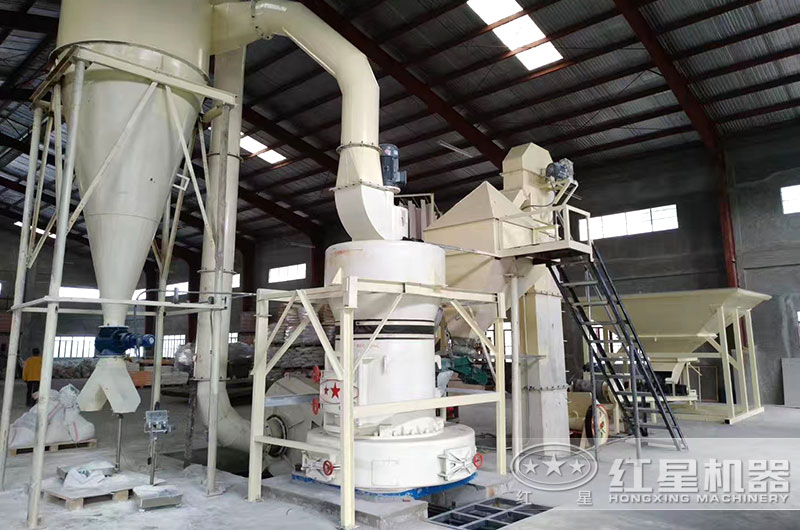 山西客户雷蒙磨粉机生产现场 山西客户雷蒙磨粉机生产现场