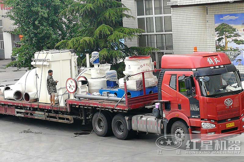 高强磨粉机发往山西 高强磨粉机发往山西