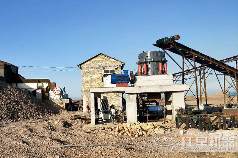 时产100-300吨石子破碎机生产现场 时产100-300吨石子破碎机生产现场