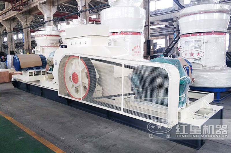 对辊式破碎机,制砂成本低,维修费用少 对辊式破碎机,制砂成本低,维修费用少