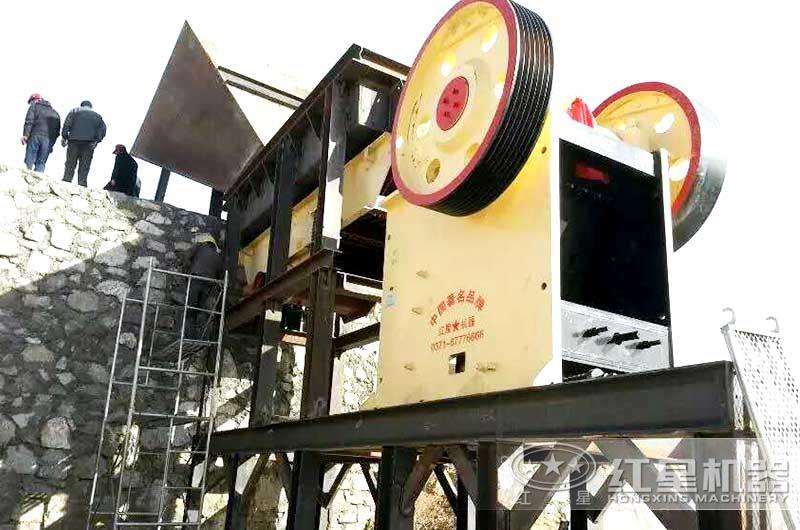 颚式破碎机生产现场 颚式破碎机生产现场