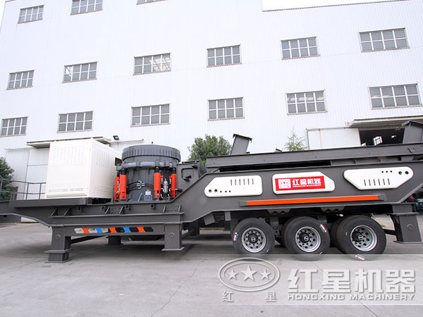 大型车载移动破碎机 大型车载移动破碎机