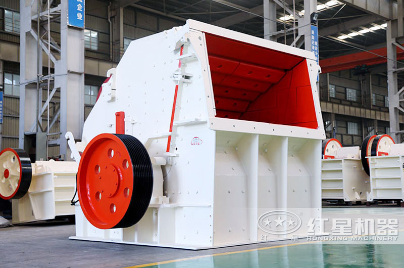 反击式破碎机:中低硬度碎石机 反击式破碎机:中低硬度碎石机