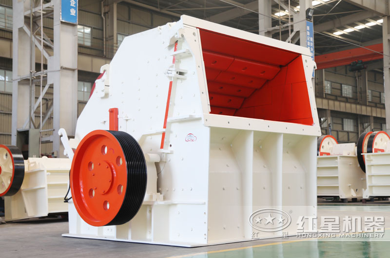 反击式石头制砂机:投资少,粒型好 反击式石头制砂机:投资少,粒型好
