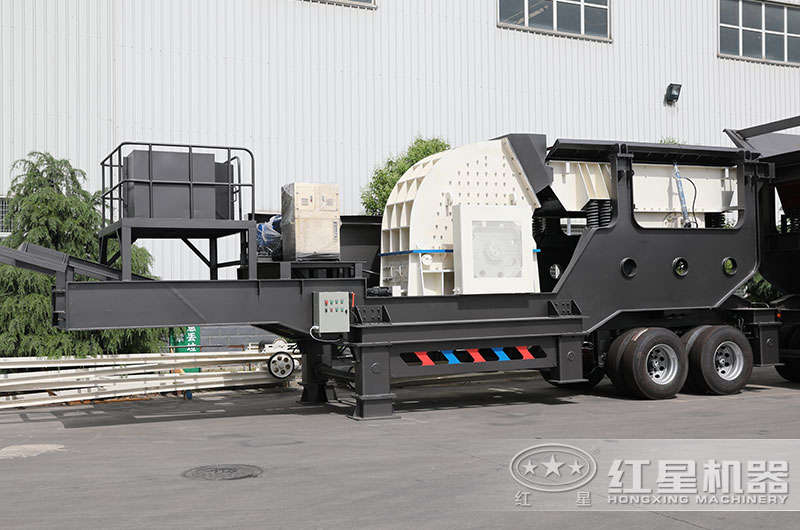 移动重锤式碎石机图片 移动重锤式碎石机图片