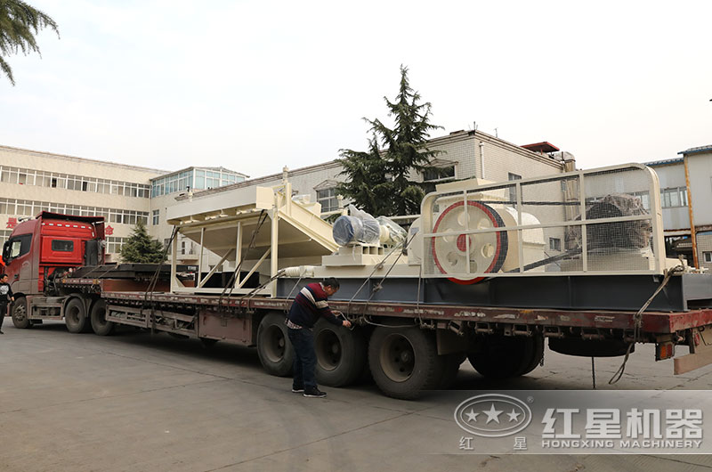 双辊破碎机设备发货现场图 双辊破碎机设备发货现场图