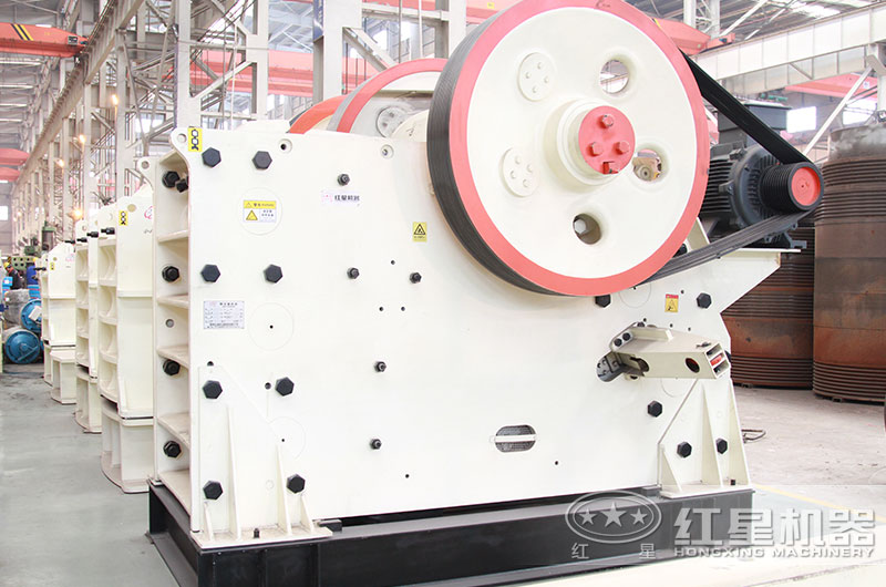 欧版颚式破碎机图片 欧版颚式破碎机图片