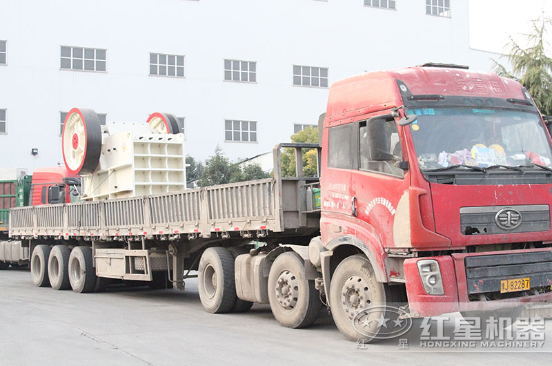 欧版颚式破碎机设备发往浙江 欧版颚式破碎机设备发往浙江