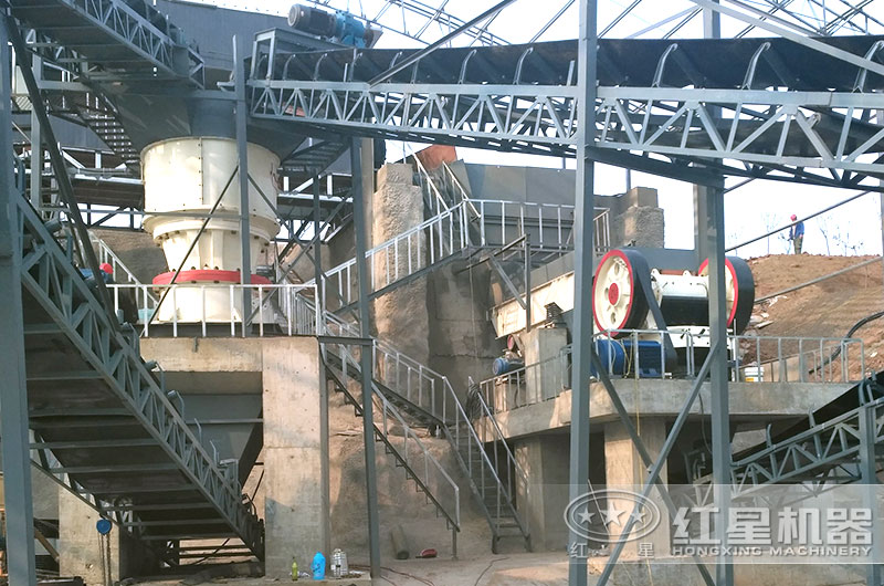 河北客户鄂式破碎机工作现场图 河北客户鄂式破碎机工作现场图