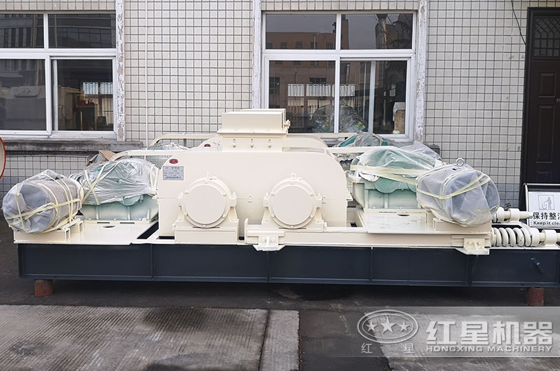 对辊式小型打沙机图片 对辊式小型打沙机图片