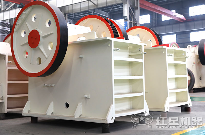 250x1200颚式破碎机实拍图片 250x1200颚式破碎机实拍图片