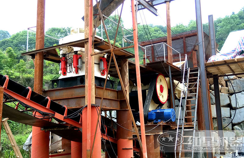 С��Բ׶����ҵ�ֳ�