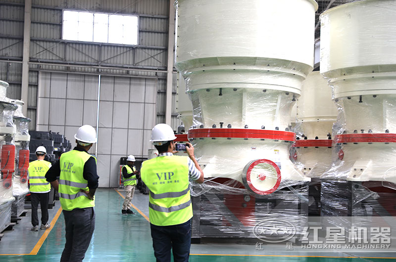 客户来厂参观、合理选择 客户来厂参观、合理选择