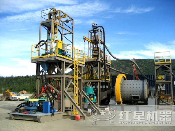 溢流型球磨机生产现场图片 溢流型球磨机生产现场图片