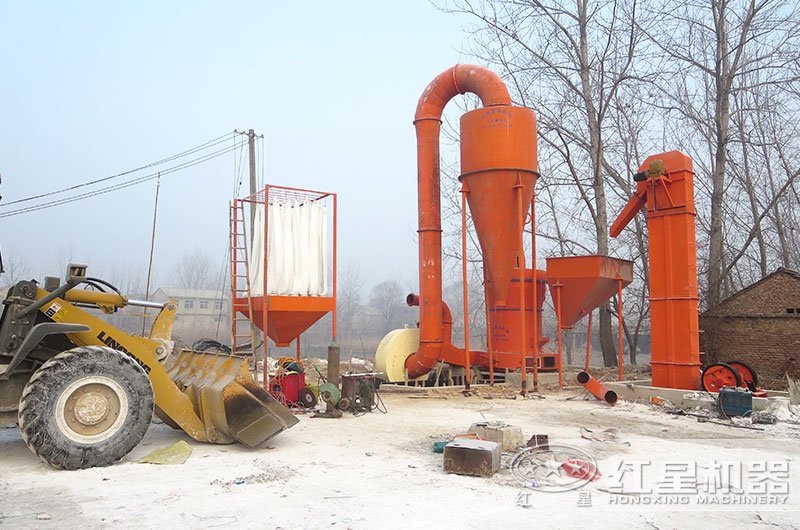 超细粉碎机工作现场图 超细粉碎机工作现场图