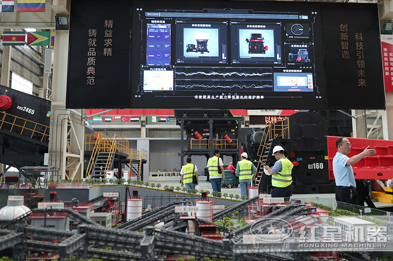 客户参观厂区设备 客户参观厂区设备