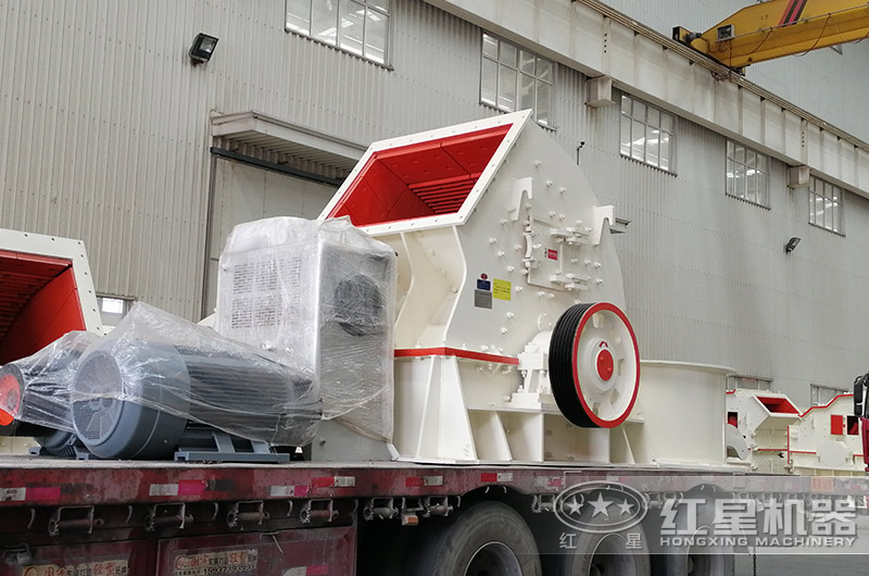 RAYBET雷竞技入口锤破煤炭破碎机装车发货现场 RAYBET雷竞技入口锤破煤炭破碎机装车发货现场