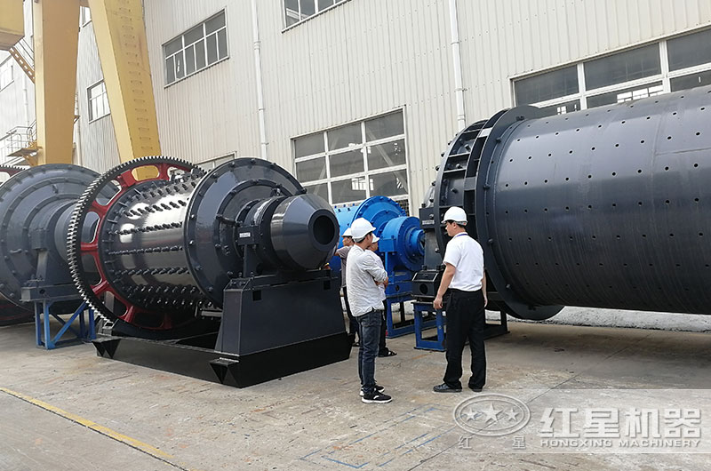 客户来厂参观棒磨机 客户来厂参观棒磨机