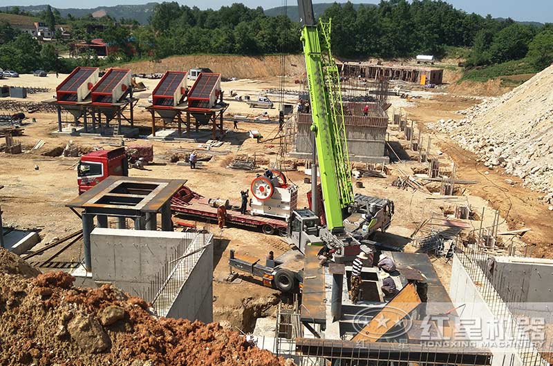 石子破碎生产客户安装现场 石子破碎生产客户安装现场