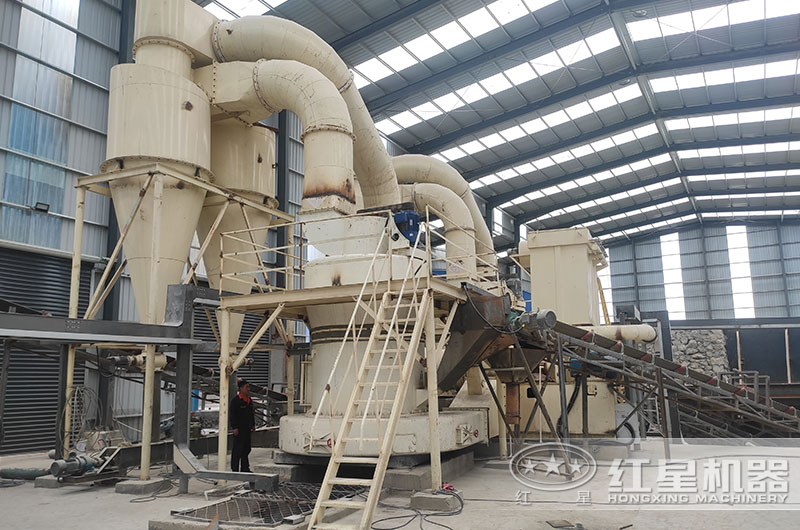 石灰石磨粉生产客户现场 石灰石磨粉生产客户现场