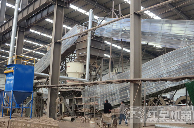 圆锥破作业现场实拍 圆锥破作业现场实拍